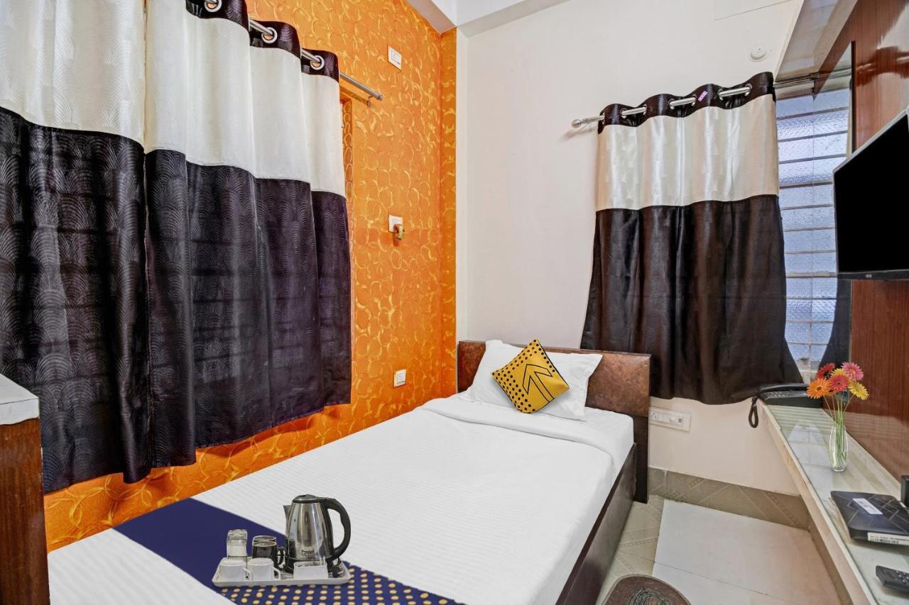 Spot On Hotel Stay In Koch Bihār Esterno foto